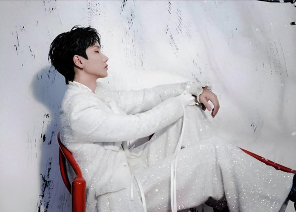 张吧策路 张碧晨没想到，36岁汪苏泷再破天花板，令娱乐圈刮目相看